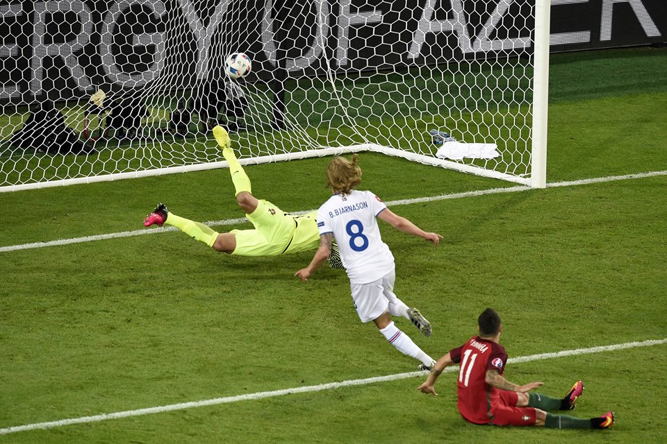 Island v prvním zápase na mistrovství Evropy obral o body Portugalsko