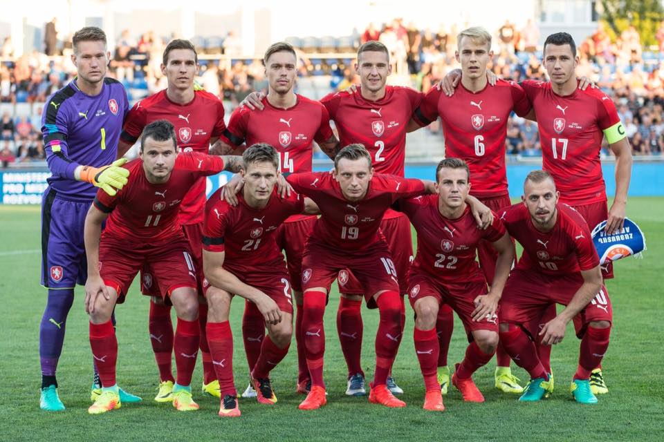 Česko recept na defenzivu Severního Irska nenašlo, Německo dalo v Norsku tři branky