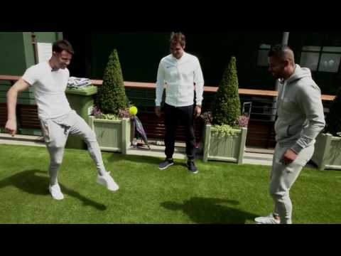 Jak si poradí tenisté s míčkem mimo raketu? - Video